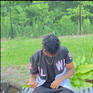 Meet your Posher, Previnth